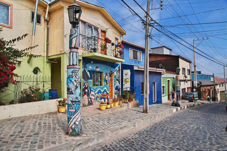 Valparaiso, Chile - 30 Dec 2019: The vintage house in Valparaiso, Pacific coast, Chileのeditorial素材