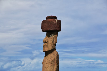 Rapa Nui. The statue Moai in Ahu Tahai on Easter Island, Chileのeditorial素材