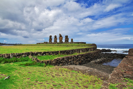Rapa Nui. The statue Moai in Ahu Tahai on Easter Island, Chileのeditorial素材