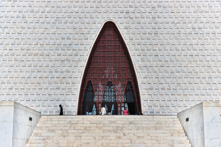Karachi, Pakistan - 21 Mar 2021: Mazar E Quaid, Jinnah Mausoleum, the tomb in Karachi, Pakistanのeditorial素材