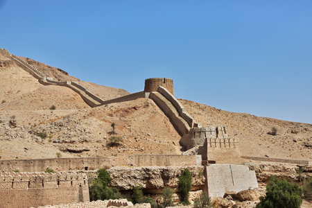 Ranikot Fort, Great Wall of Sindh, vinatge ruins in Pakistanのeditorial素材