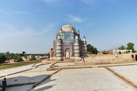 Uch Sharif, Ruins of centuries old Mausoleums near Bahawalpur, Pakistanのeditorial素材
