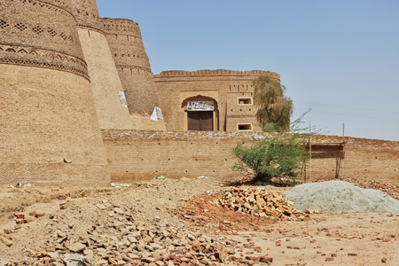 Derawar, Pakistan - 26 Mar 2021: Derawar fort in Ahmadpur East Tehsil, Punjab province, Pakistanのeditorial素材