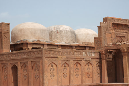 Makli Necropolis, vintage tombs in Thatta, Pakistanのeditorial素材