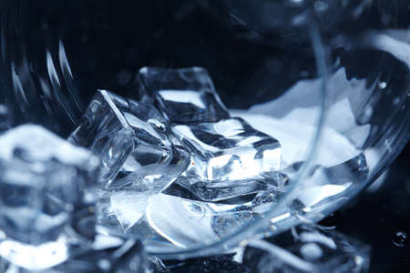 wet ice cubesの写真素材
