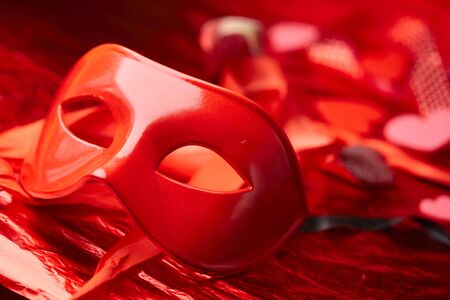 red mask