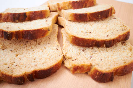 sliced sandwich bread