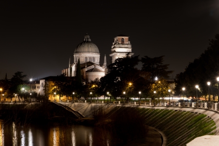Adige river which crosses the city center of Veronaの写真素材