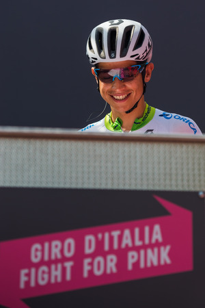 Muggi?, Italy May 26, 2016, Esteban Chaves signatures to the podium before the start of the stageのeditorial素材