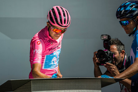 Valdaora, Italy May 30, 2019: Richard Carapaz, in pink jersey, on the podium signing before a hard stage in the mountain of the Giro D'Italia 2019.のeditorial素材