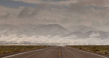 A breath taking landscape photograph of some Nevada mountains.の写真素材