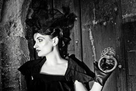 Lovely woman retro widow portrait black and white の写真素材