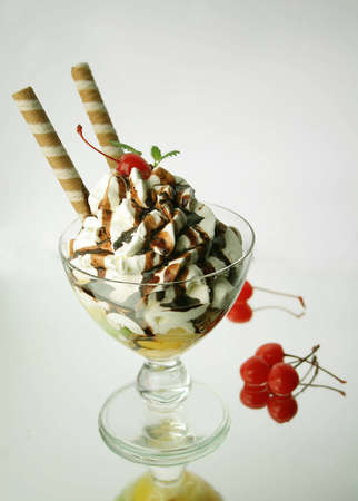 Cherry and whipped creamの写真素材