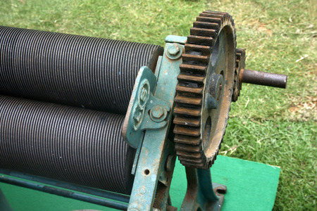 machine for making rubber sheets