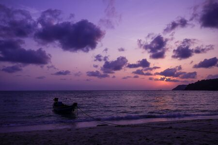 Silhouetted of boat during sunrise at Ang Thong national park ,samui,Thailandの写真素材