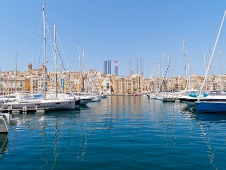 View of the beautiful Vittoriosa Yacht Marina. Isla, Maltaの写真素材
