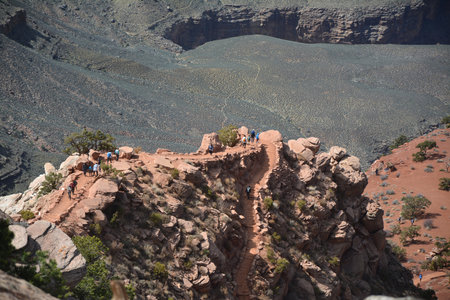 South Kaibab trail into the Grand Canyon bottom. Grand Canyon National Park, Arizona, USA.の写真素材