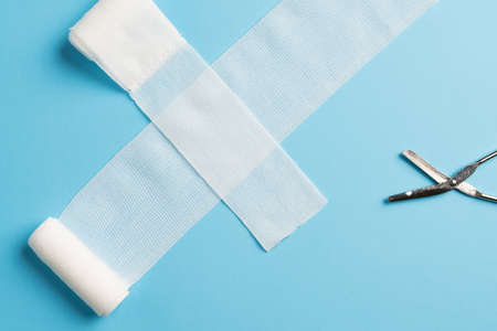 First aid, injury protecting wrapping and wound dressing