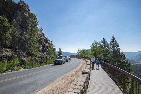 Scenic overlook at the top of Trail Ridge Road in the Rocky Mountain National Park, Colorado のeditorial素材