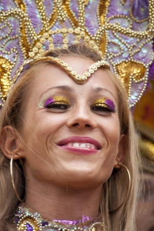 Warsaw, august 26, 2012,-Carnival dancers and musicians on Warsaw Multicultural Street Paradeのeditorial素材