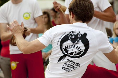 WARSAW, POLAND, AUGUST 01: Unidentified capoeira dancer on street performance  on August 01, 2014 in Warsaw, Poland.のeditorial素材