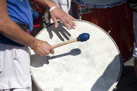WARSAW, POLAND, AUGUST 28: Unidentified musician on the parade on Warsaw Multicultural Street Parade on August 28, 2016 in Warsaw, Poland.のeditorial素材
