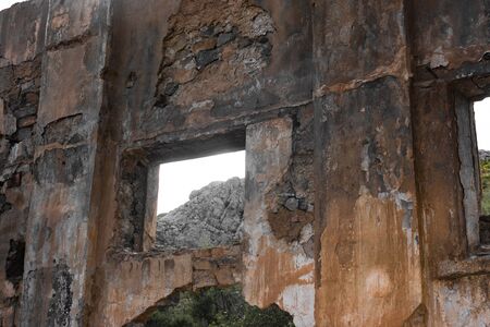 The ruins of an old building