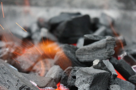 To grill charcoal