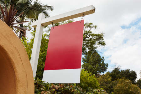 Empty rent sign on real estate property in California, USAの写真素材
