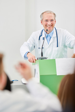 Senior lecturer as medicine teacher in university training seminarの写真素材