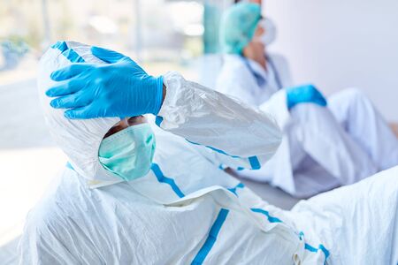 Medical personnel with intensive care burnout during coronavirus pandemic