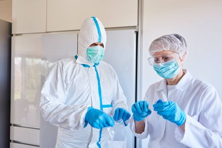 Saliva sample from throat swab for Covid-19 test in laboratory at coronavirus epidemicの写真素材