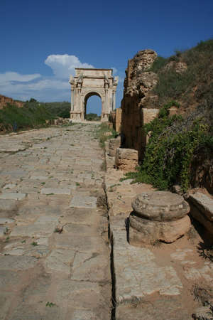  Triumphal Arch to commemorate Septimus Severis at the roman ruins of Leptis Magna in Libyaの写真素材