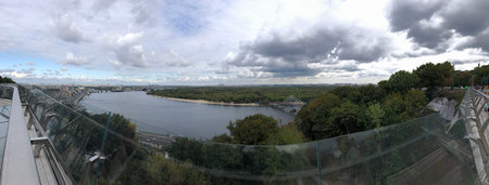 Panoramic view of the Rhine river in the city of Bonn, Germanyの写真素材
