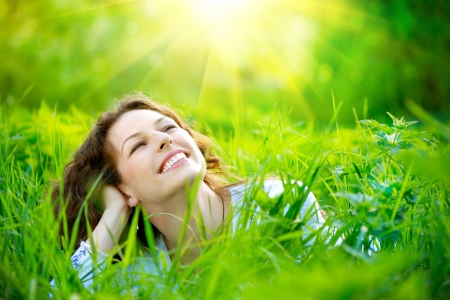 Beautiful Young Woman Outdoors  Enjoy Nature の写真素材