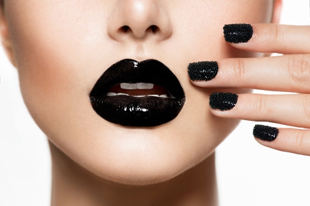 Trendy Black Caviar Manicure and Black Lips  Fashion Makeup の写真素材