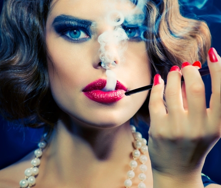 Smoking Retro Woman Portrait  Beauty Girl with Mouthpiece