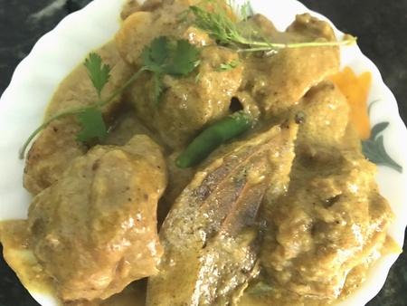 A plate of chicken curryの素材