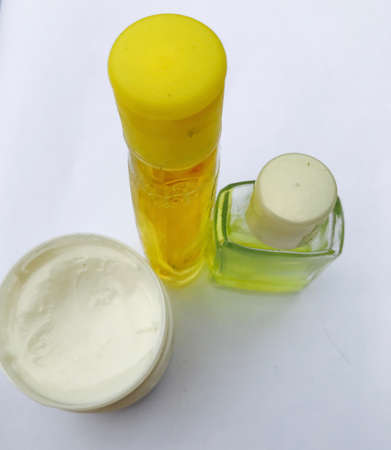 Oil, cream and lotionの素材