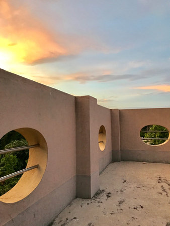 The twilight sky from the rooftopの素材