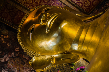 Gold Reclining Buddha at Wat Pho, Bangkok, Thailand.のeditorial素材