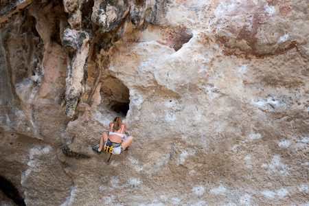 strong woman is blimbing cliffの写真素材