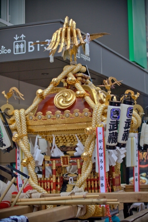 Japanese mobile shrine at Kichijoji Tokyoのeditorial素材