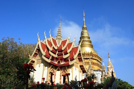Main temple of wat prabathtadpha background golden pagodaの写真素材