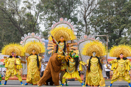 Chhau dancers preparing for taking part in the upcoming Indian Republic Day parade at Indira Gandhi Sarani, Kolkata, West Bengal, India on January 24, 2023のeditorial素材