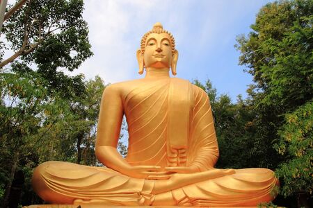 meditating bronze statue Buddha, imageの写真素材