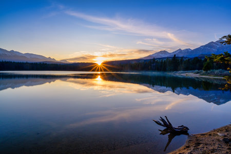 Anette Lake, Jasper Alberta Kanada travel destinationの写真素材