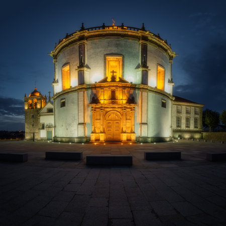 historic capital, temple, buildings, attractions, transport, trams,の写真素材