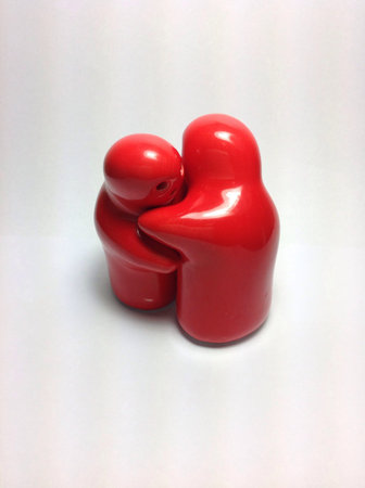 Red statue hugの素材