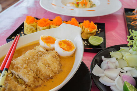 Northern Thai Noodle Curry Soup in Thailand call âKhao Sawyâの写真素材